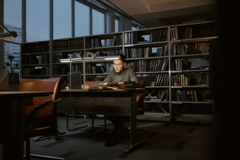Nights on the Door, Days in the Stacks: The Bouncer Who Taught Himself to Read the Brain