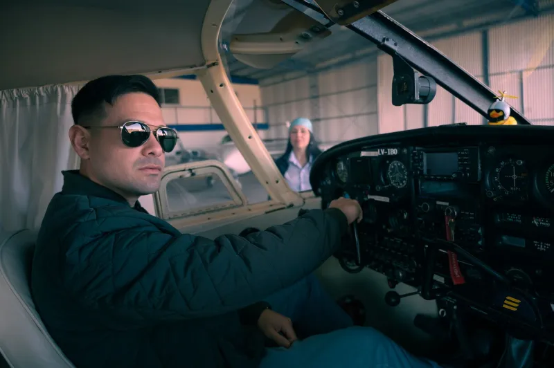 Cleared for Takeoff: The Girl Who Taught Herself to Fly and Then Refused to Land