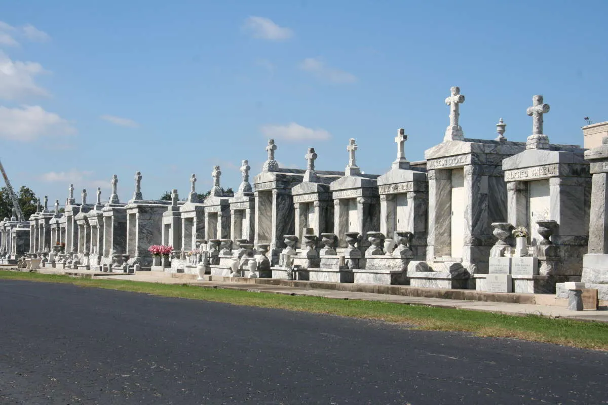St. Louis Cemetery No. 3
